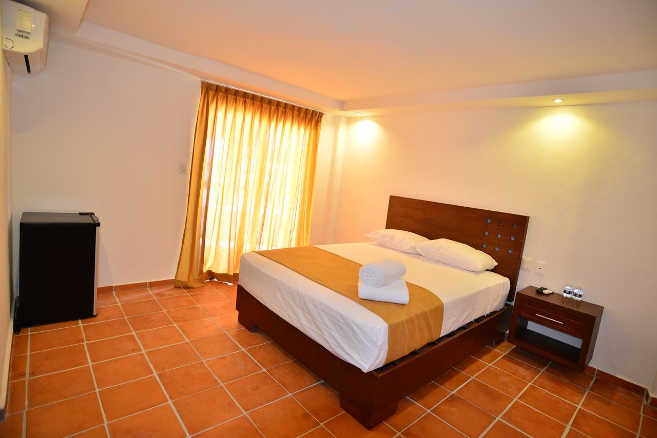 Hotel Río Lagartos Exterior photo